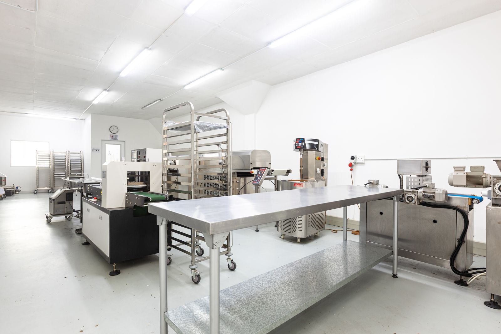 The Trident Nutrition production floor: forming, wrapping and cooling equipment under one roof